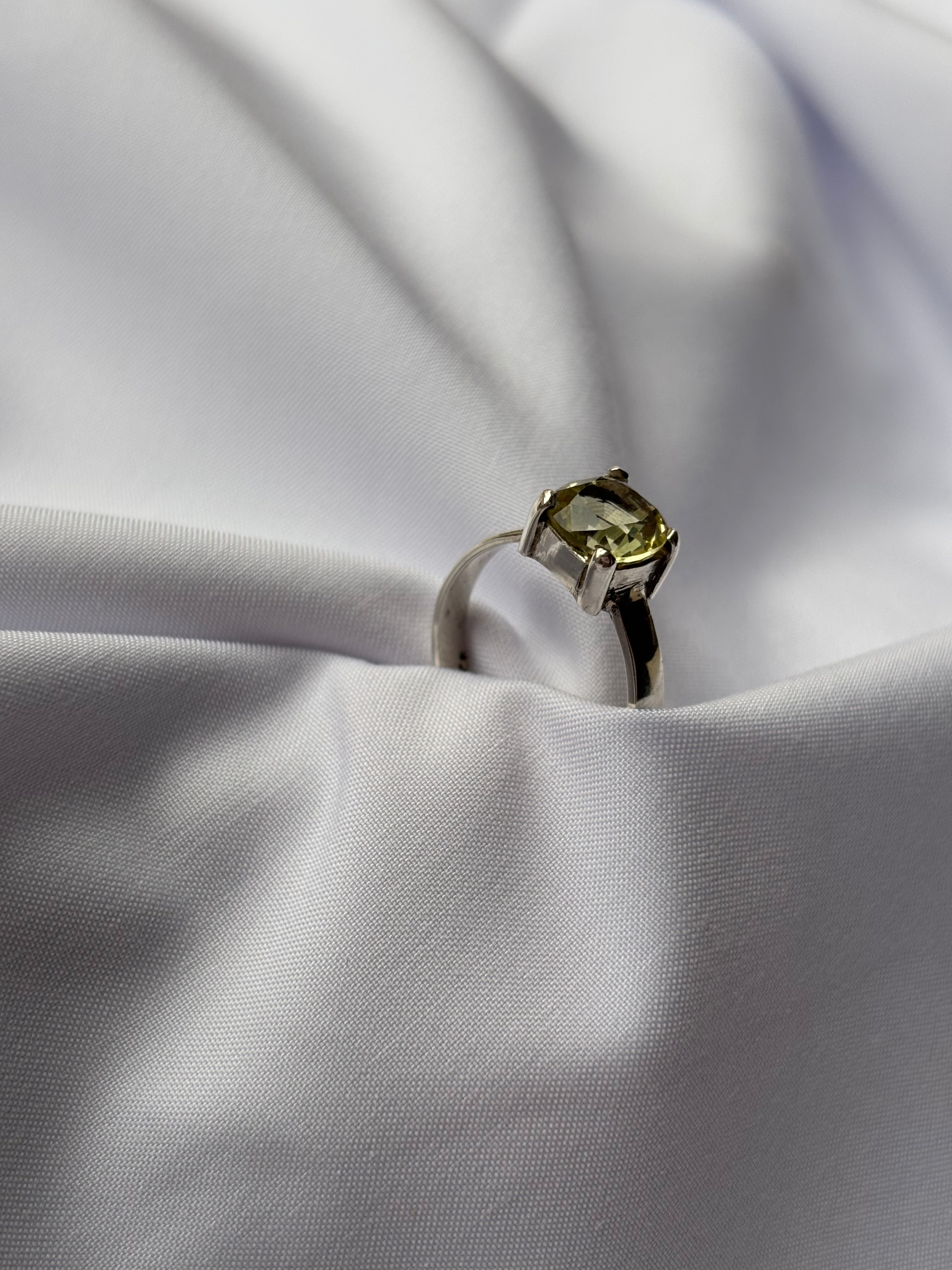 Peridot Ring II 3