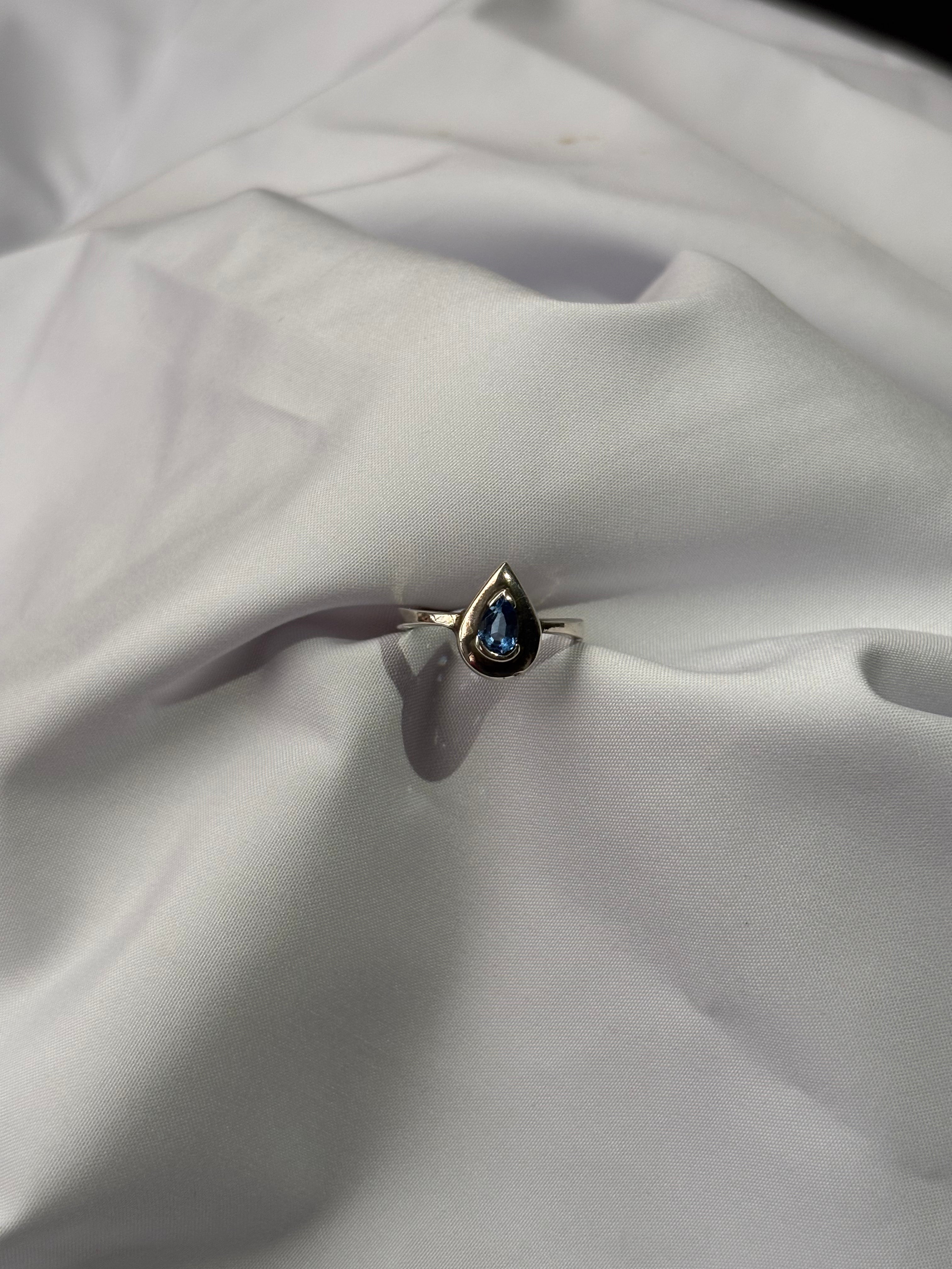 Blue Sapphire Ring 2