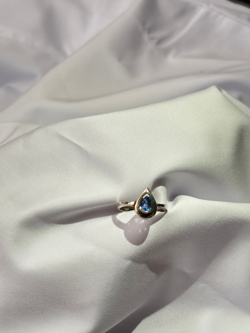 Blue Sapphire Ring 3