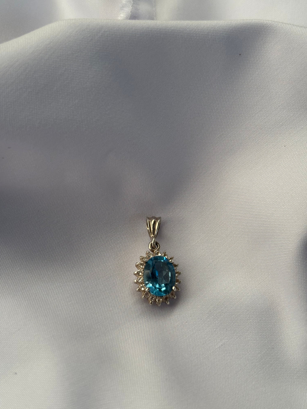 Blue Topaz Pendant 2