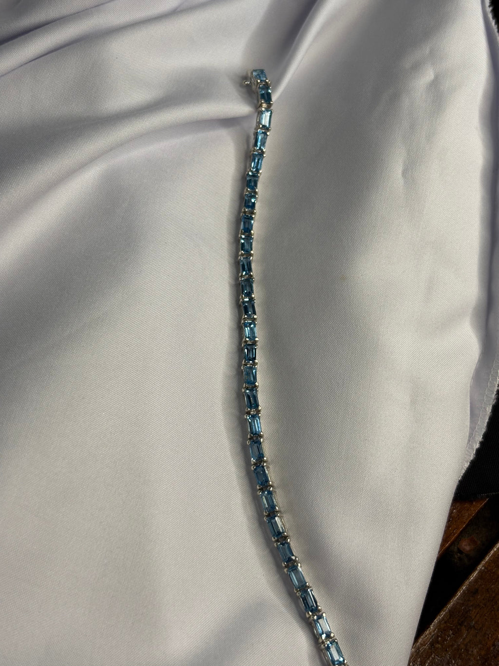 Blue Topaz Bracelet 4