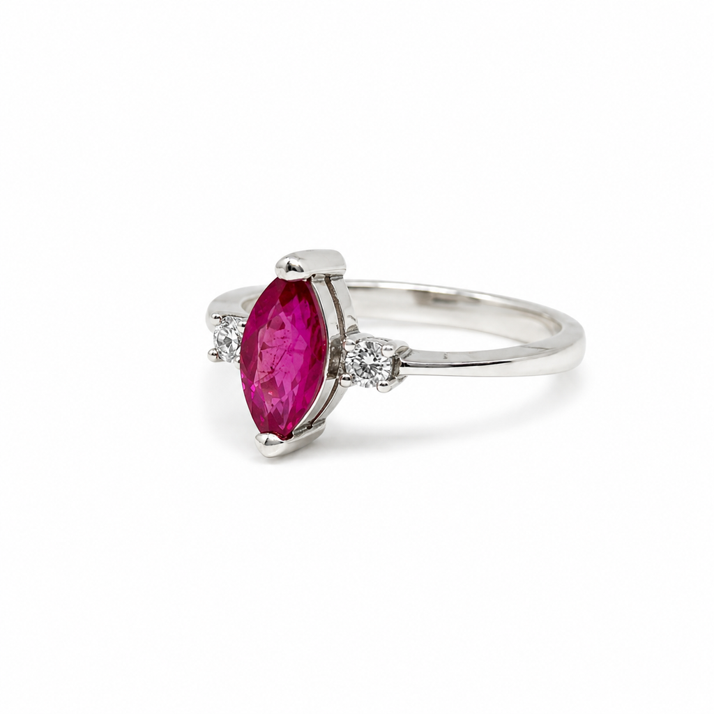 Garnet Three-Stone Sterling Silver Ring in 925 sterling silver - photo 4 of 5