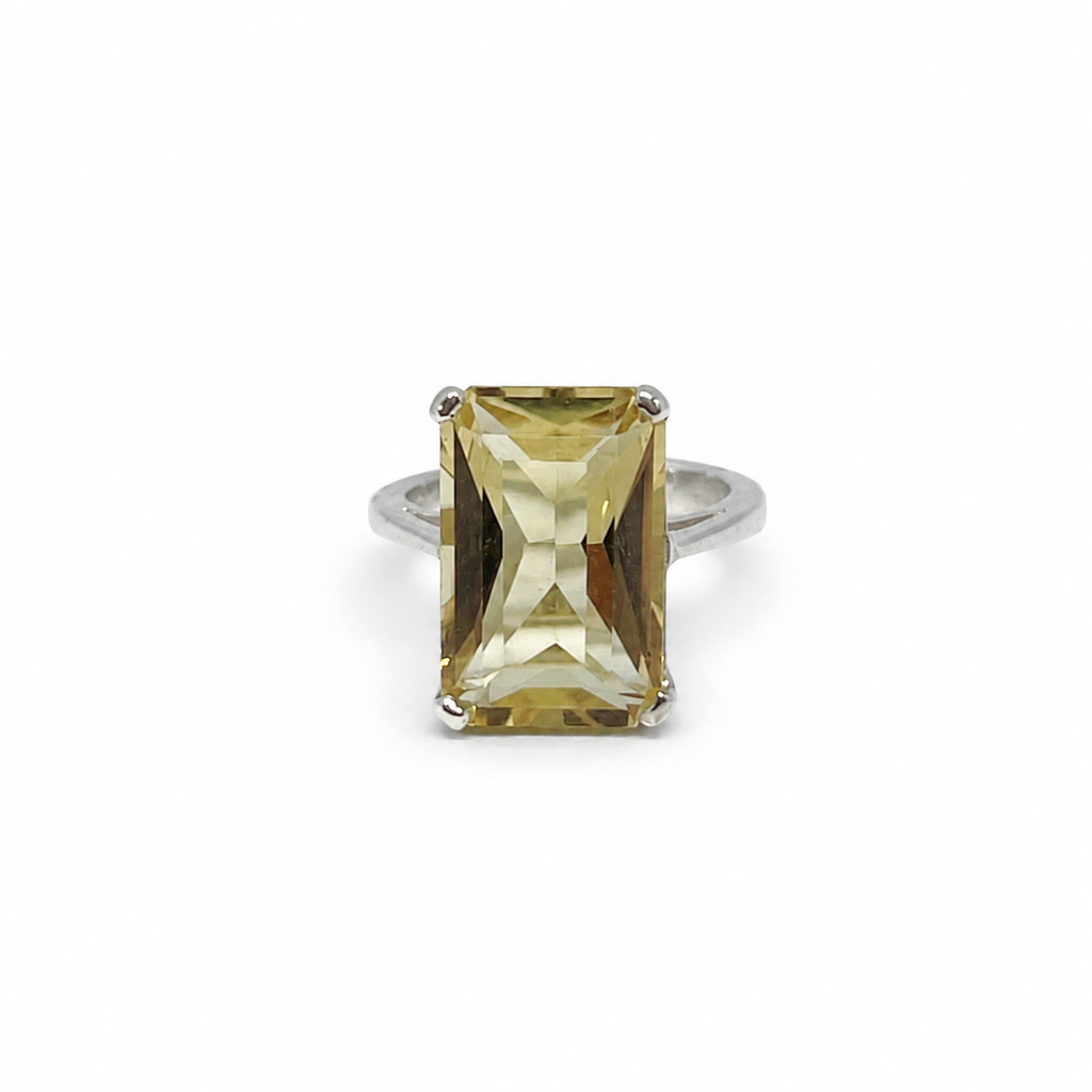 Citrine Solitaire Sterling Silver Ring in 925 sterling silver - photo 1 of 3
