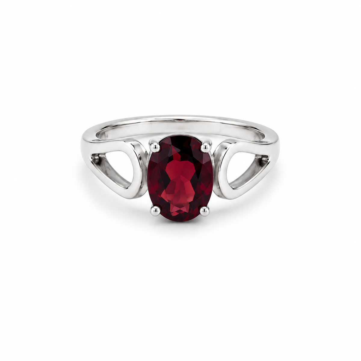 Garnet Solitaire Sterling Silver Ring in 925 sterling silver - photo 2 of 4