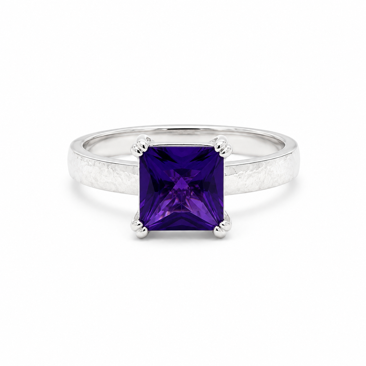 Amethyst Solitaire Sterling Silver Ring in 925 sterling silver - photo 2 of 4