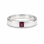 Garnet Solitaire Sterling Silver Ring in 925 sterling silver - photo 3 of 4