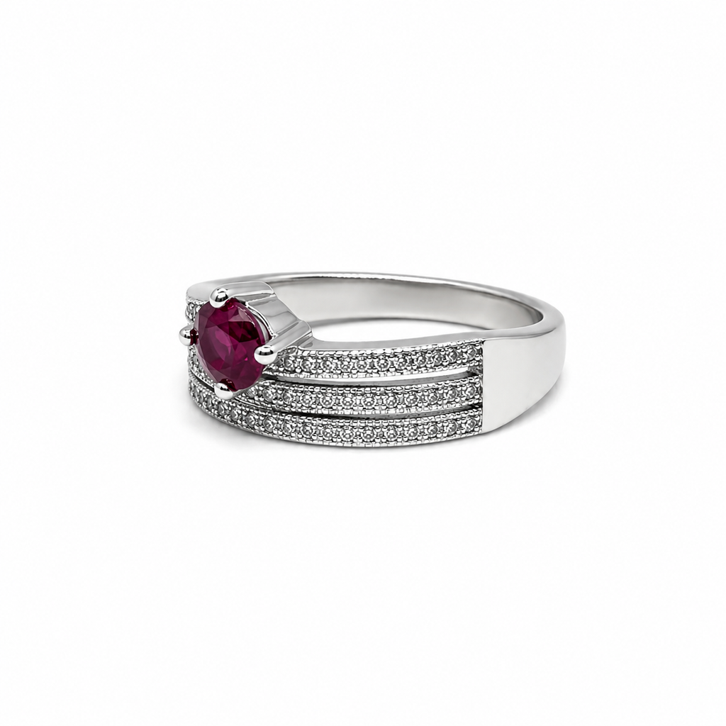 Garnet Vintage Sterling Silver Ring in 925 sterling silver - photo 3 of 3