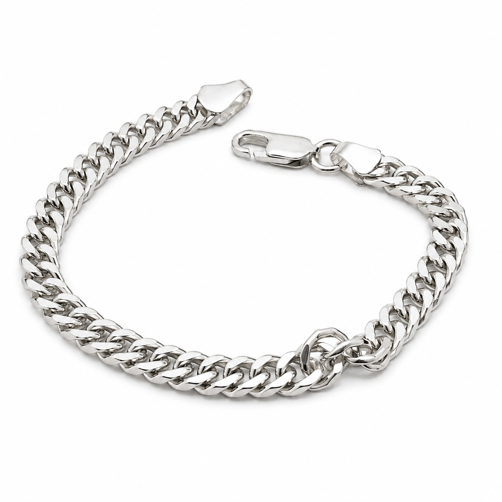 Wide Curb Chain Sterling Silver Bracelet in 925 sterling silver - photo 1 of 4