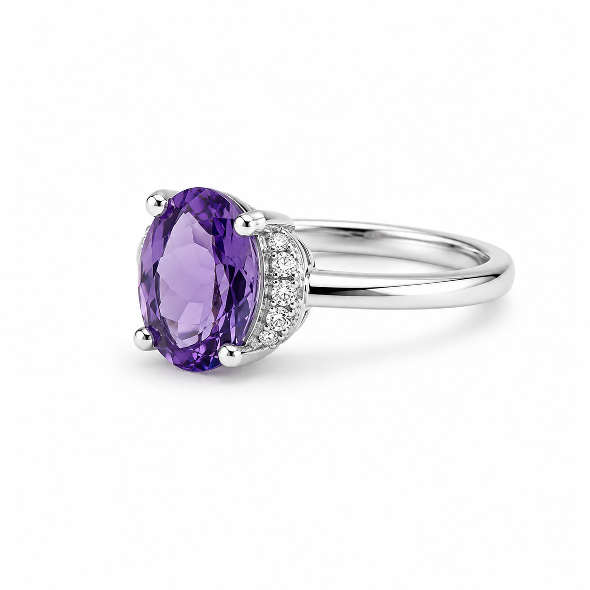 Amethyst Solitaire Sterling Silver Ring in 925 sterling silver - photo 3 of 4