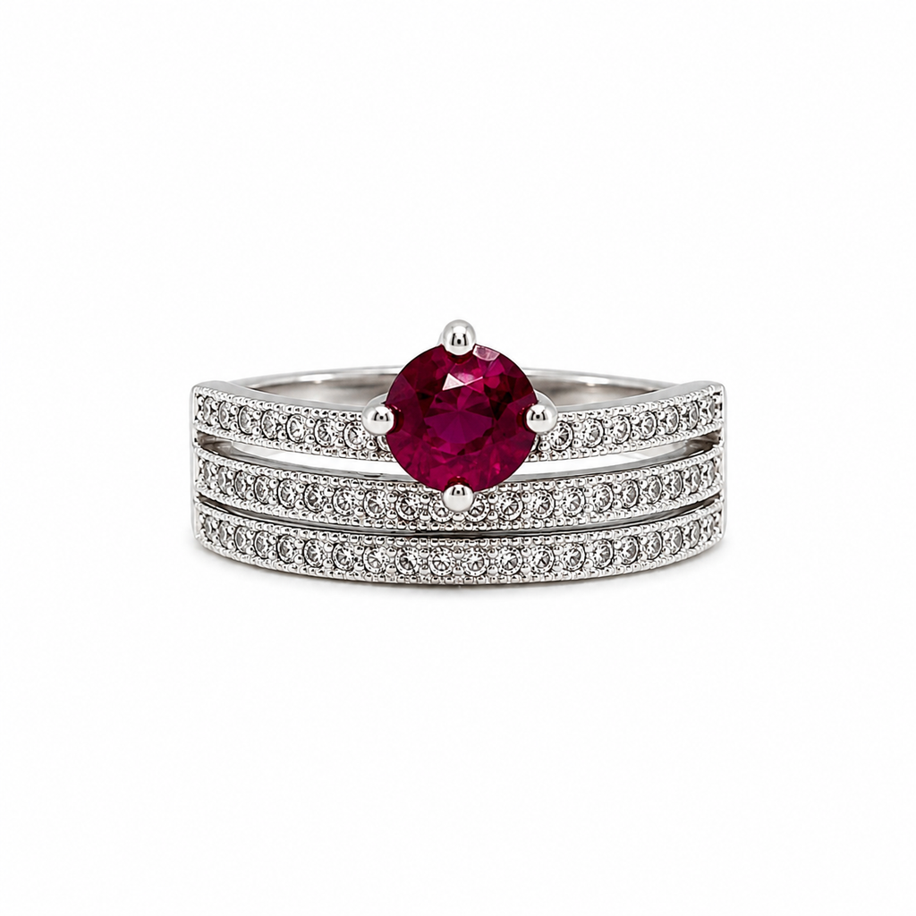Garnet Vintage Sterling Silver Ring in 925 sterling silver - photo 1 of 3