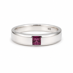 Garnet Solitaire Sterling Silver Ring in 925 sterling silver - photo 1 of 4