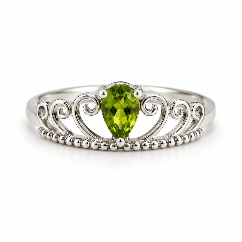 Peridot Vintage Sterling Silver Ring in 925 sterling silver - photo 1 of 4