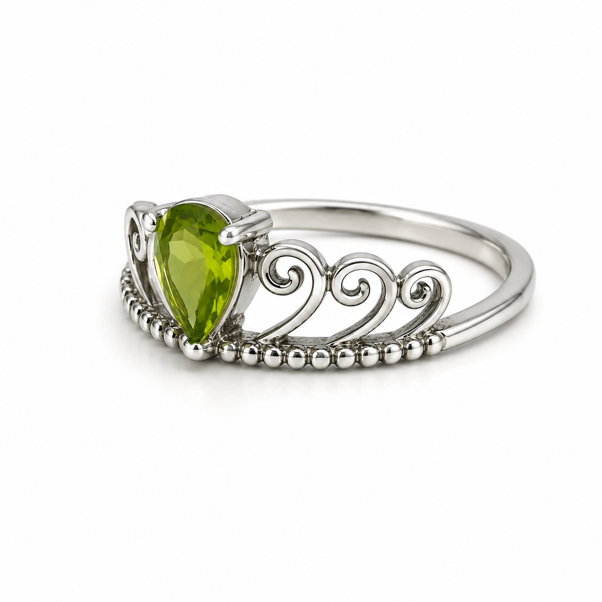 Peridot Vintage Sterling Silver Ring in 925 sterling silver - photo 3 of 4