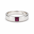 Garnet Solitaire Sterling Silver Ring in 925 sterling silver - photo 2 of 4