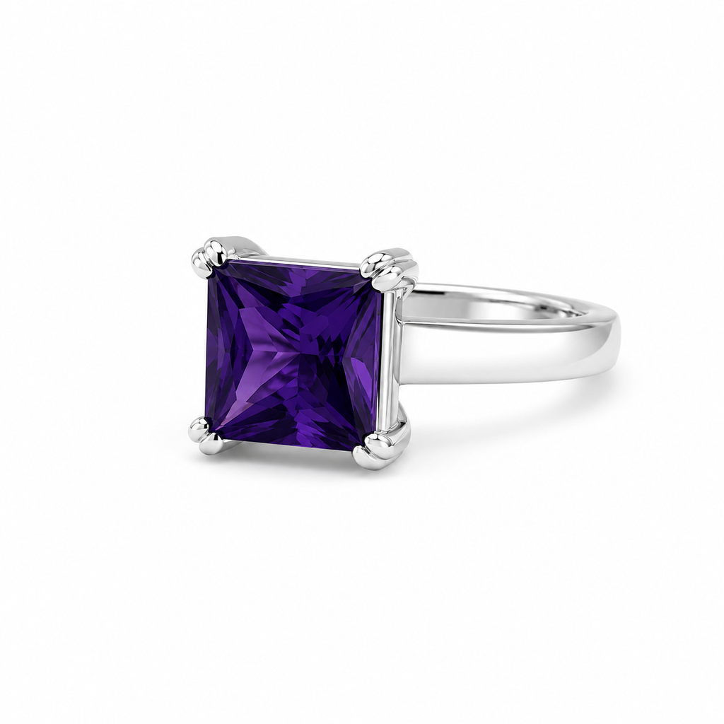 Amethyst Solitaire Sterling Silver Ring in 925 sterling silver - photo 3 of 4