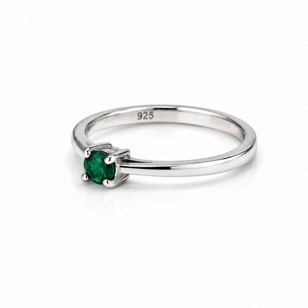 Tsavorite Solitaire Sterling Silver Ring in 925 sterling silver - photo 4 of 4